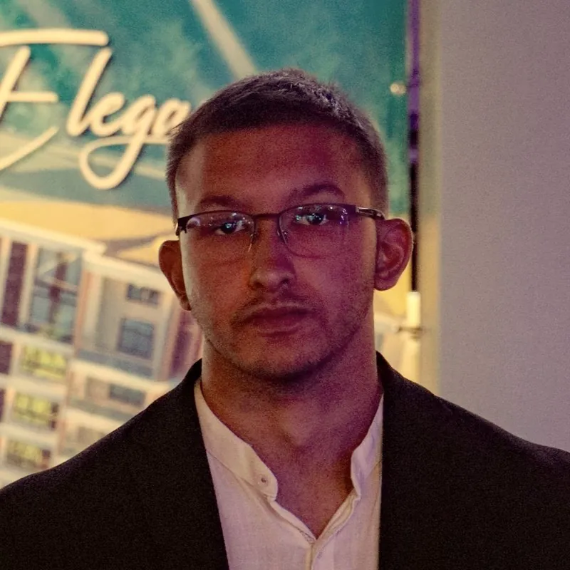 Demir Akın